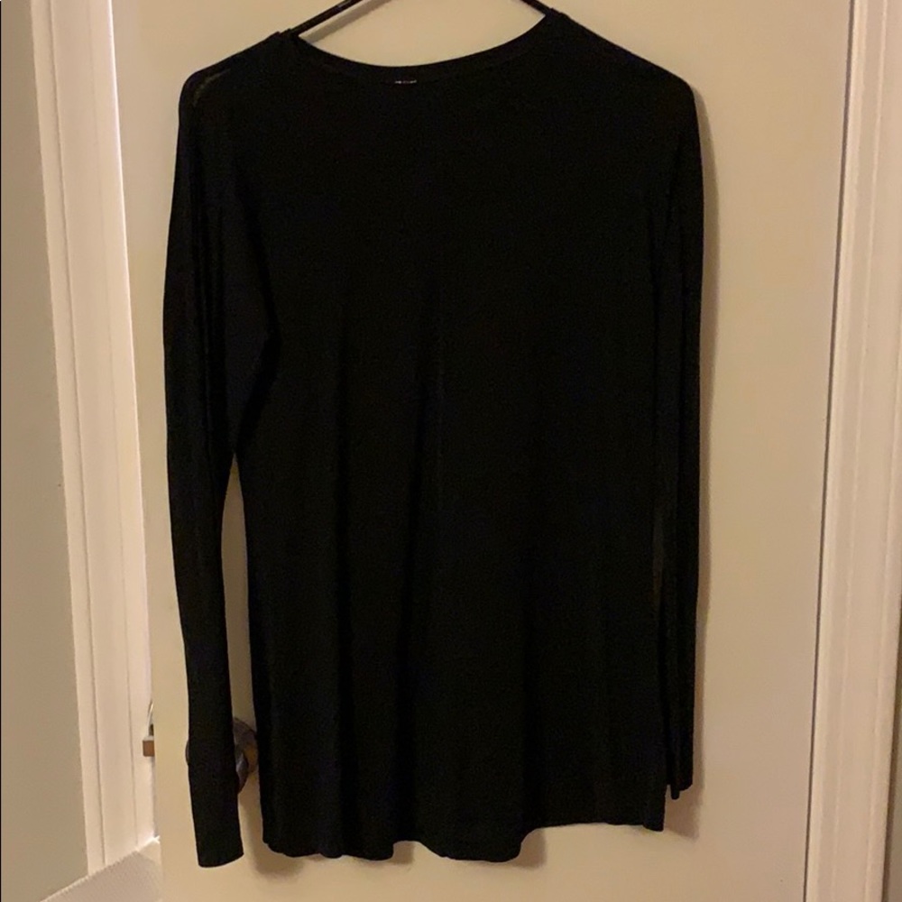 Long sleeve lululemon tee